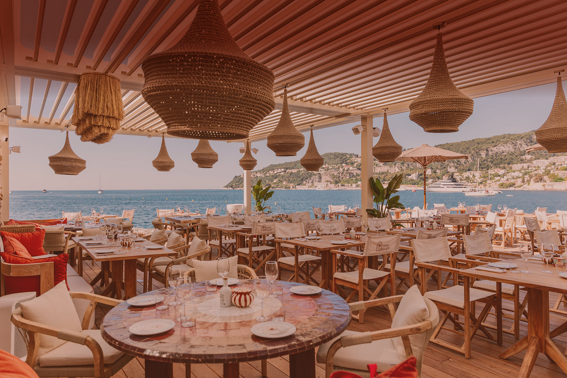 casa-soleia-beach-club-restaurant-villefranche-sur-mer-accueil